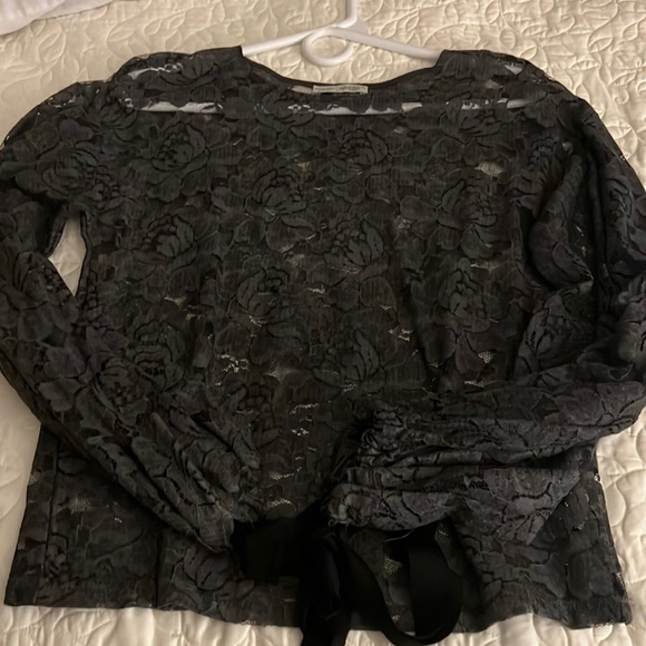 Zara gray blouse with flowers - Picture 1 of 5